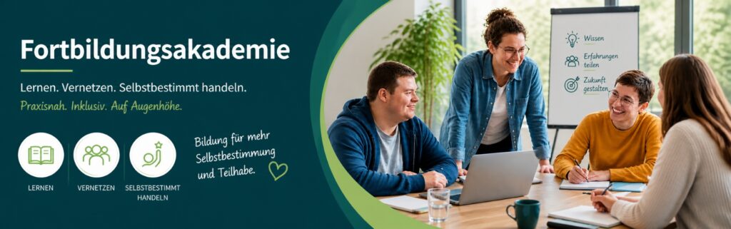 Gruppe von Menschen mit und ohne Behinderung arbeitet gemeinsam an einem Tisch, tauscht sich aus und lernt miteinander in einer inklusiven Fortbildungssituation.